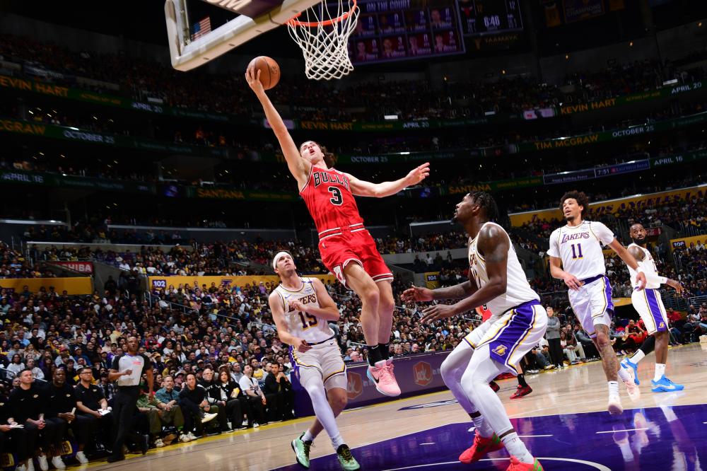 首战胜利 首战胜利