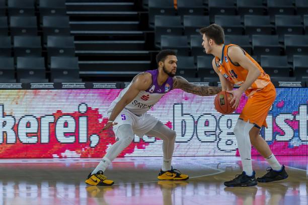 球员转会策 球员转会策