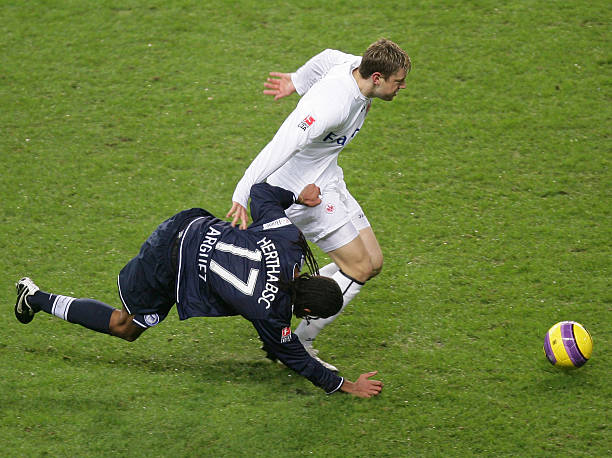 森纳的夏窗 森纳的夏窗